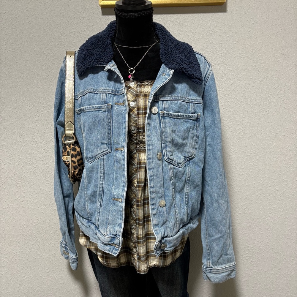PacSun Light Blue Denim Jacket with Navy Sherpa Collar